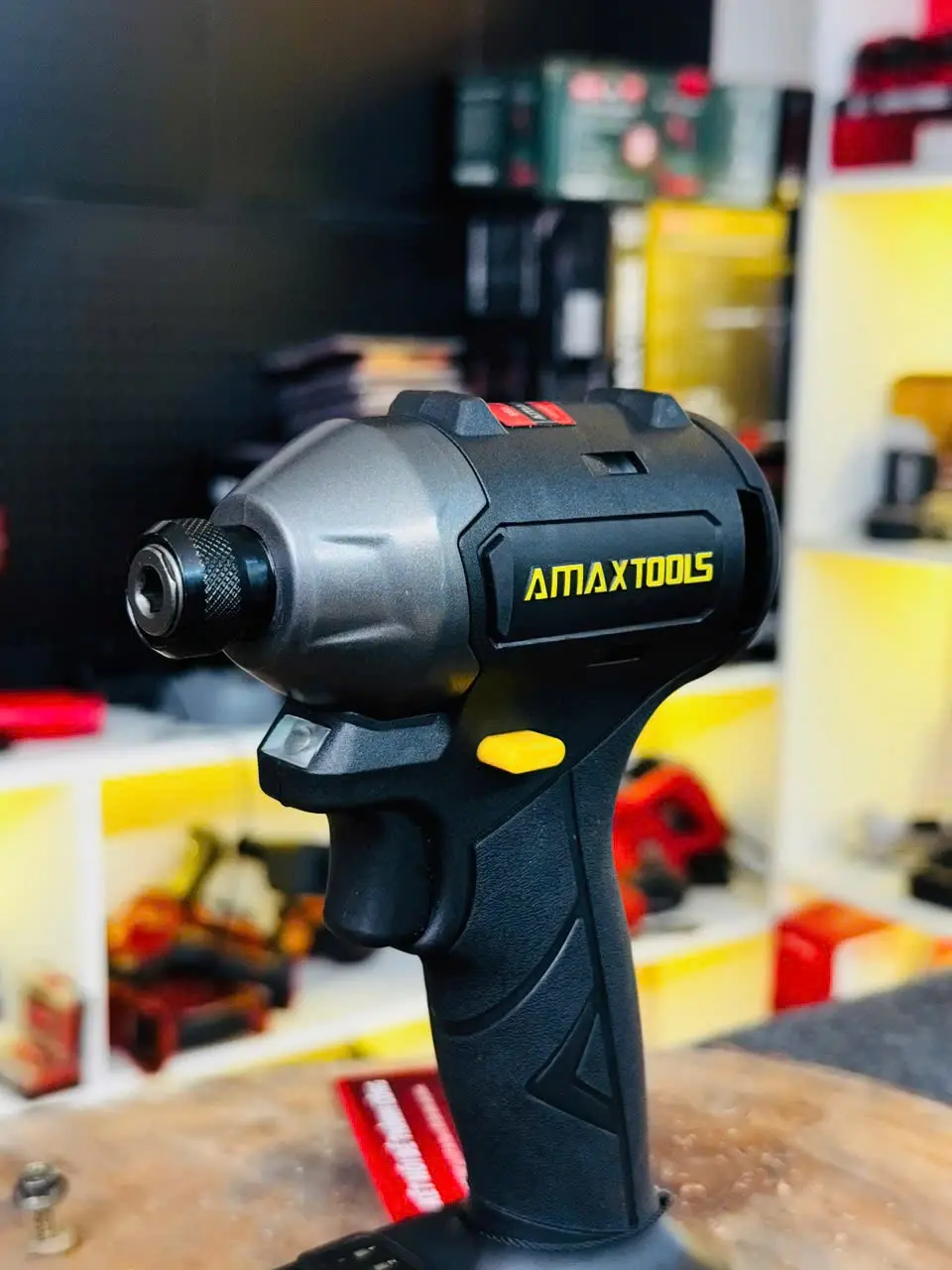 may-chuyen-vit-amaxtools-av23014sm-3.webp